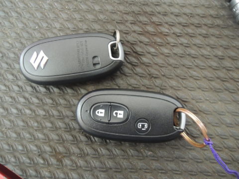 スズキ車のキーレス電池交換